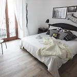 ゲストハウス Maison Coquette ローマ