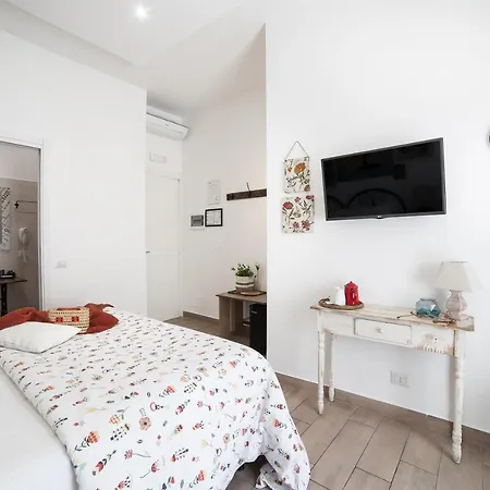 Πανσιόν Maison Coquette 4*