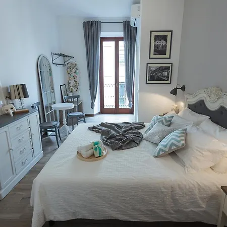 Maison Coquette 4* ローマ