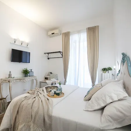 Maison Coquette ゲストハウス 4*